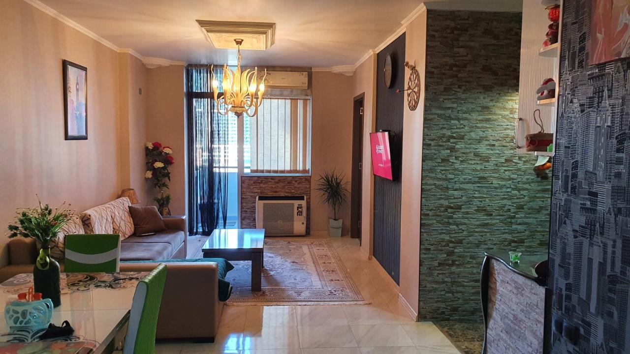 Apartment In Yalchin Star Residence Batumi Esterno foto