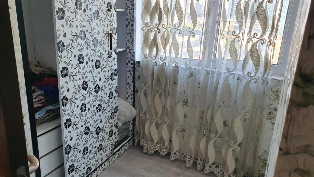 Apartment In Yalchin Star Residence Batumi Esterno foto